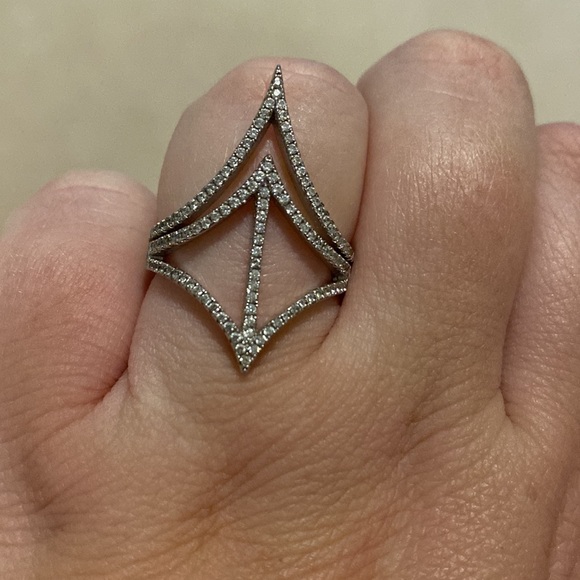 Sterling silver statement ring - Picture 2 of 3